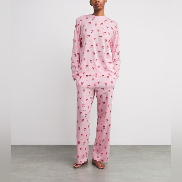 Skims Candy Cane Bow Boyfriend Long Sleeve Pajama Set Pink